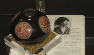 black pottery with red engraving GRACE MEDICINE FLOWER